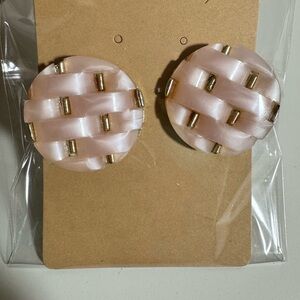 Vintage Pink Moonglow Basket Weave Clip‎ On Earrings